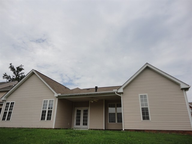 Building Photo - 28 Smokehouse Dr