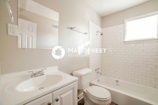 Building Photo - 3 Bedroom Pet-Friendly Home in Southaven, ...
