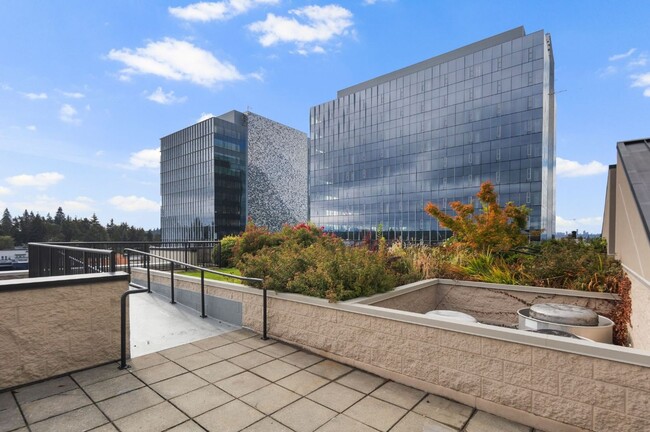 Building Photo - Luxurious Urban Bellevue Living