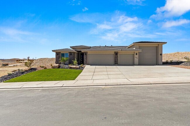 Building Photo - 2120 E Yant Flt Dr