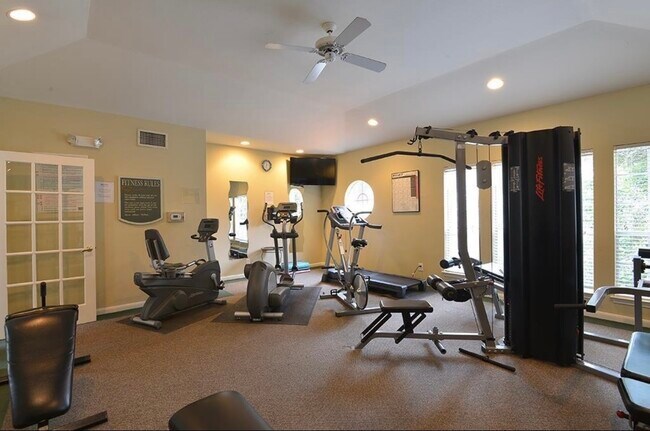 Building Photo - 3231 Allen Pkwy