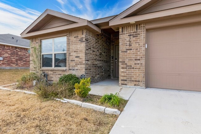 Building Photo - 1733 Dryden Ave