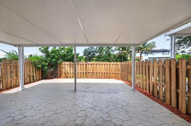 Building Photo - 5732 SW 162nd Pass