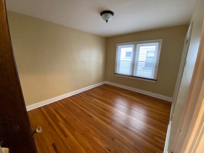 Building Photo - 2243 Northland Ave