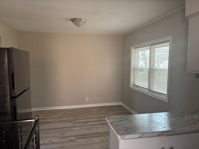 Building Photo - Section 8 welcome and encouraged