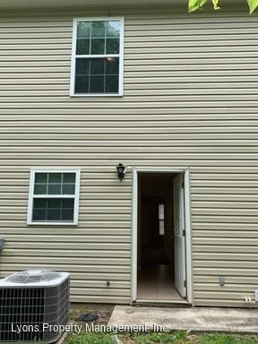 Building Photo - 2415 Seth Pl