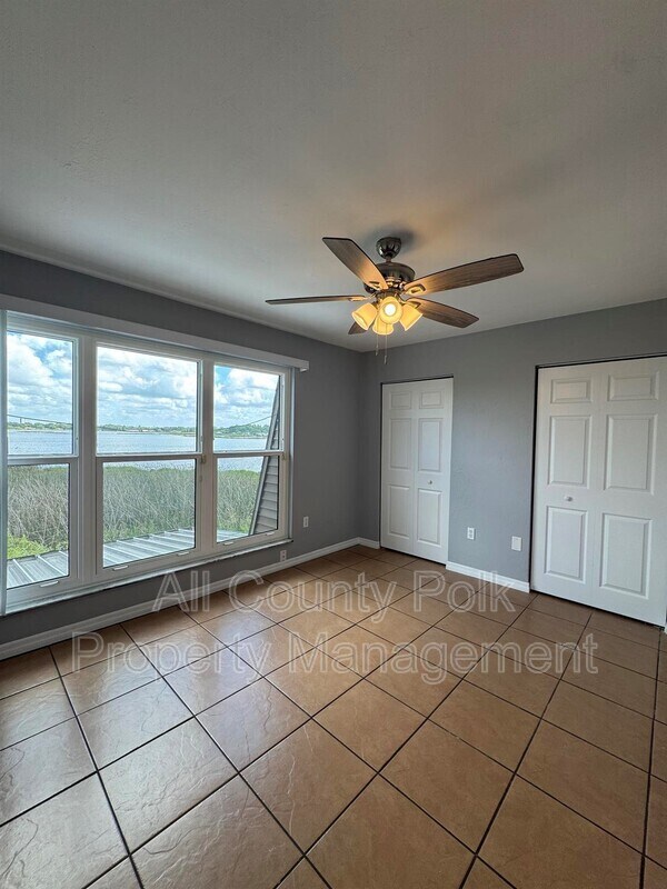 Building Photo - 1836 N Crystal Lake Dr