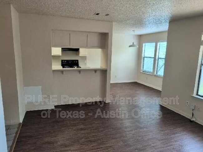 Building Photo - 1213 Gregory Ln