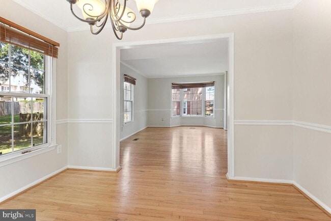 Building Photo - 2772 Knollside Ln