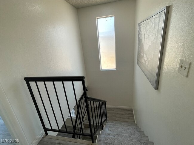 Building Photo - 5005 Celebrity Cir