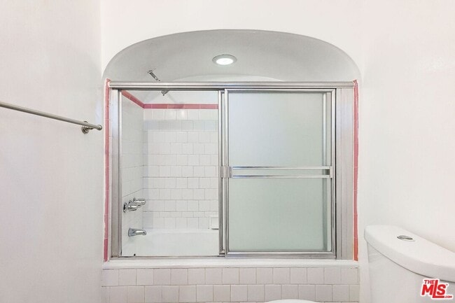 Building Photo - 288 S Coronado St