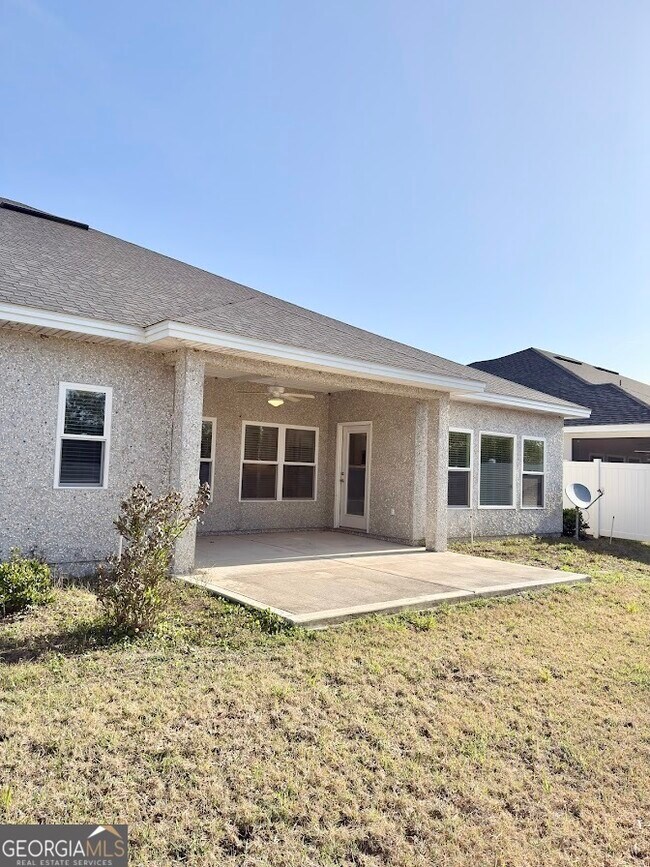 Building Photo - 142 The Villas Wy