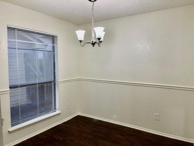 Building Photo - 6451 Woodbeach Dr