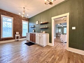 Building Photo - Three Bedroom Home in Muskegon