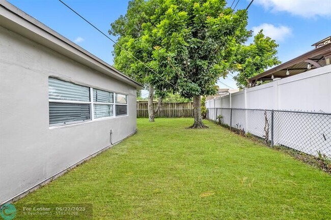 Building Photo - 1351 NW 54th Ave