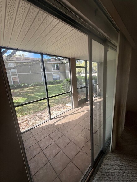 Screened in Porch - 4207 Winding Moss Trl