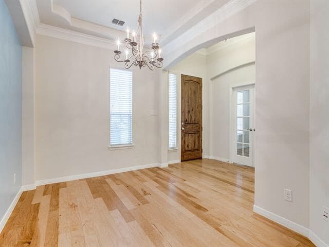 Building Photo - 954 Pheasant Dr