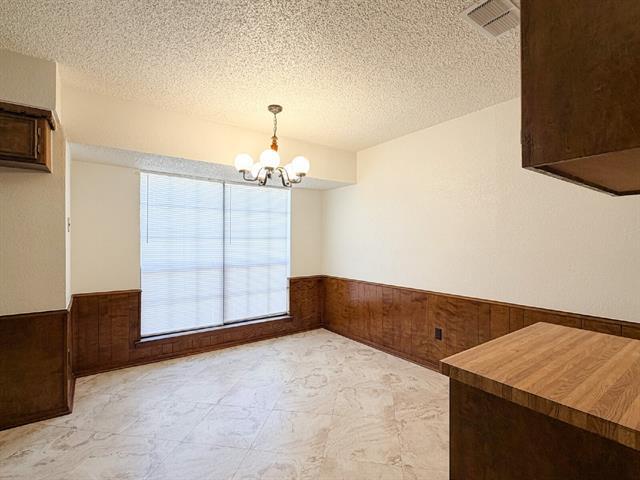 Building Photo - 712 Pecan St