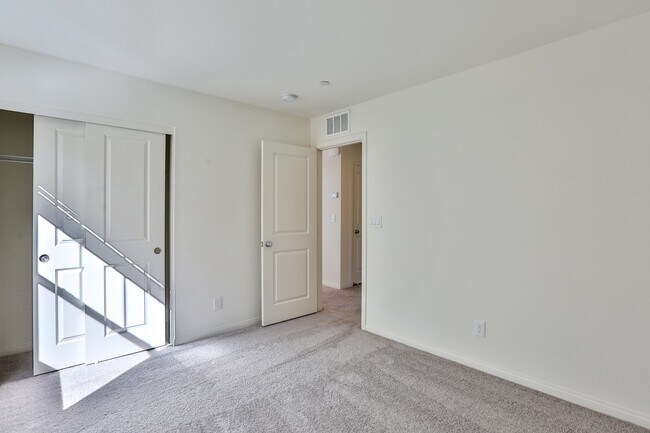 Building Photo - 3659 Bitonto Ln
