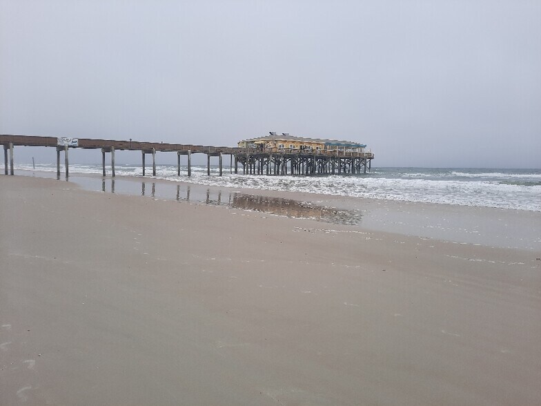 Building Photo - 512 Phoenix Ave