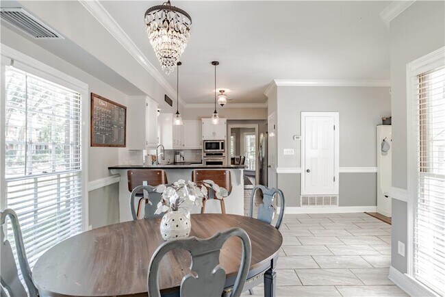 Building Photo - 2127 Ryegate Ct