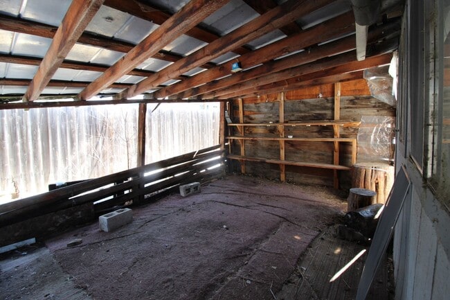 Building Photo - 528 Torrey St