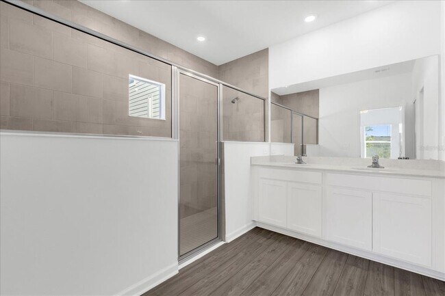 Building Photo - 4721 SW 83rd Lp