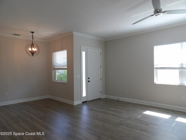 Building Photo - 4258 Trovita Cir