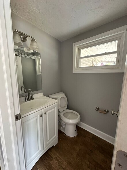 Bathroom 1 - 21 Girard Ave