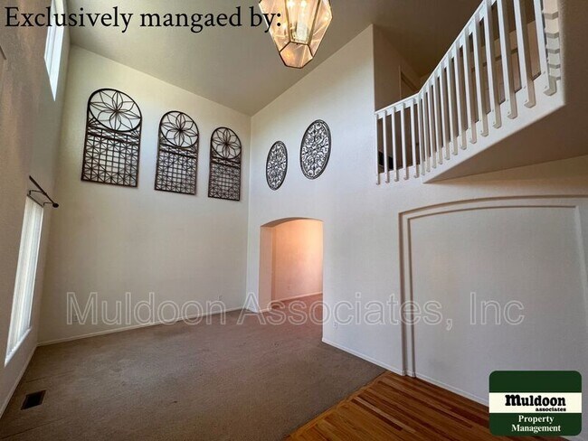 Building Photo - 5807 Poudre Way