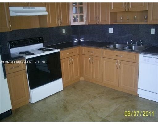 Building Photo - 8600 SW 133rd Avenue Rd