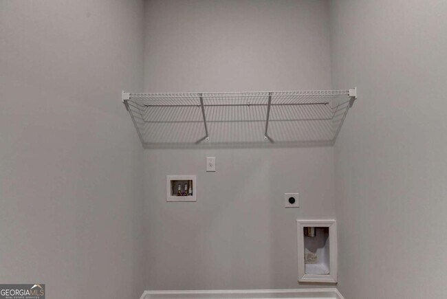 Building Photo - 175 Grey Falcon Ave