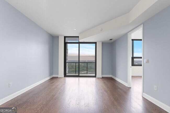 Building Photo - 270 17th St NW