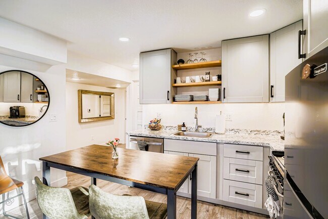 Building Photo - 13203 S Wamblee Valley Rd