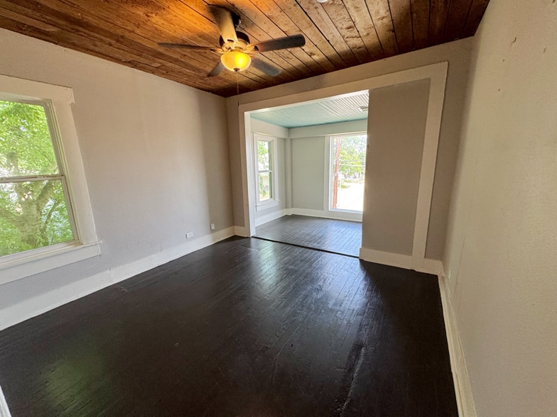 Building Photo - 438 Pruitt Ave