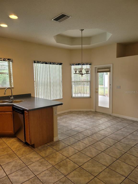 Building Photo - 60 Prince Michael Ln