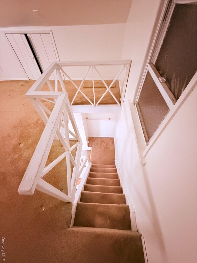 Building Photo - 224-17 Fairbury Ave