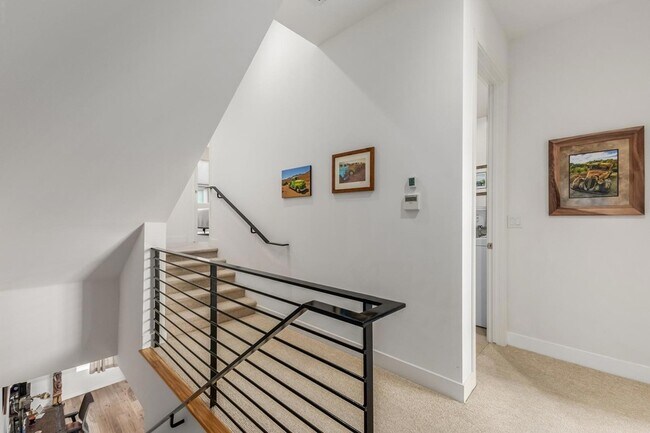 Building Photo - 16510 N 92nd St