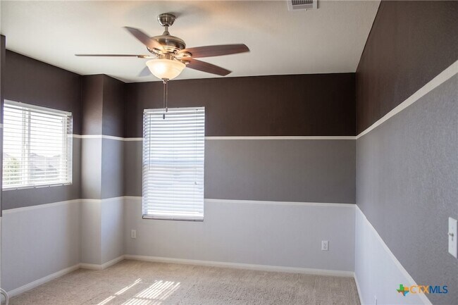 Building Photo - 2205 Napier Dr