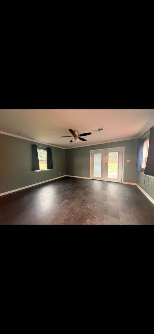 Building Photo - 304 Heatherwood Dr