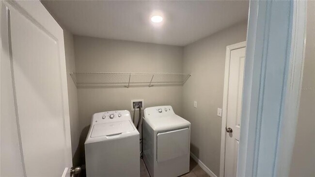 Building Photo - 7419 Rosy Periwinkle Ct