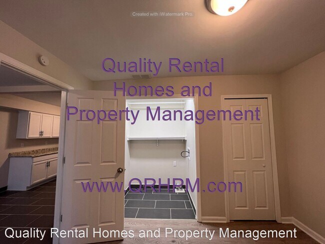 Building Photo - 3 br, 1 bath House - 3482 Laurel Ave