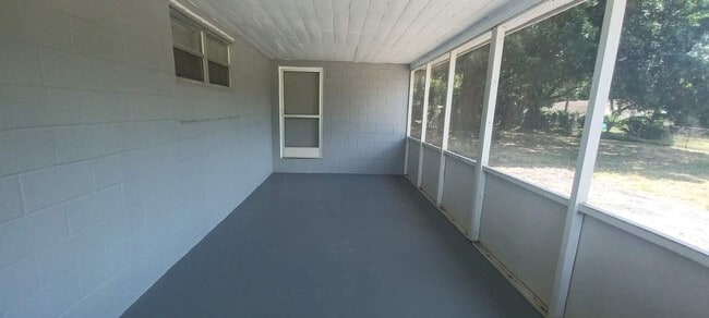 Building Photo - 1810 S 32nd St