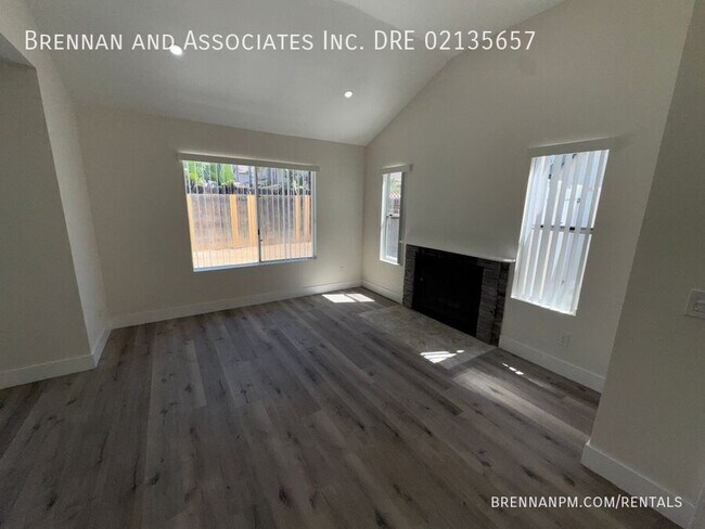 Building Photo - 1130 Sumner Ave