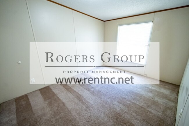 Building Photo - 128 Twilight Ln