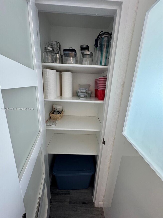 Building Photo - 2501 S Ocean Dr