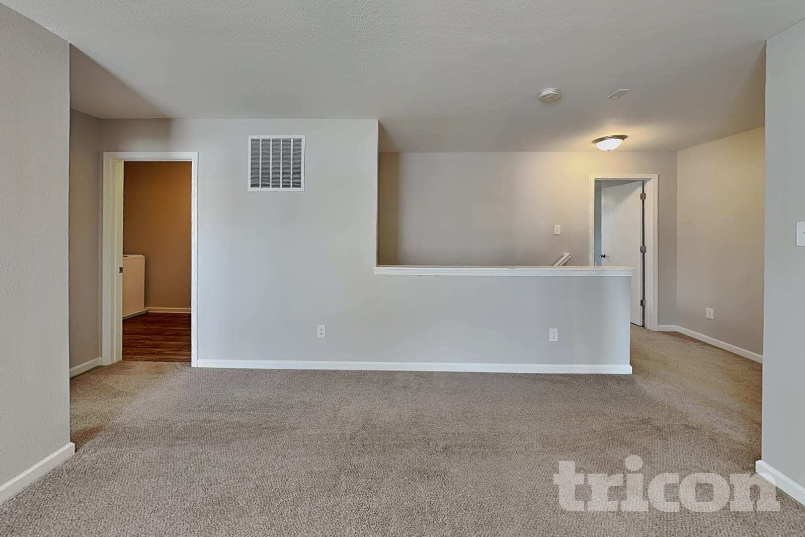 Building Photo - 807 Chastain Ave