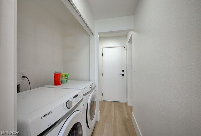 Building Photo - 3200 Ivory Coast Dr