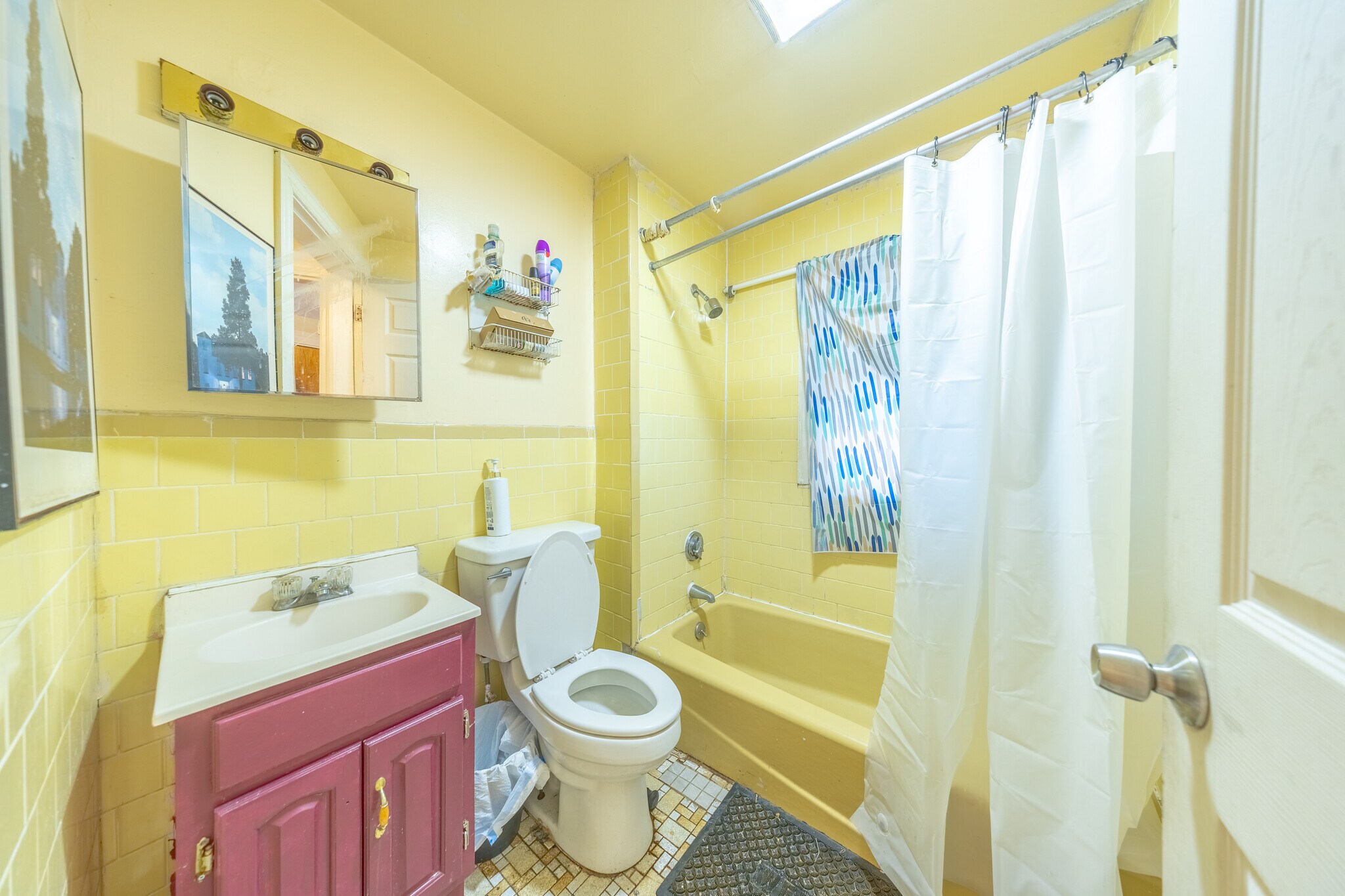 Building Photo - 31 Seattle St