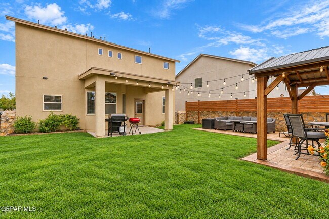 Building Photo - 14525 Juan Diego Dr